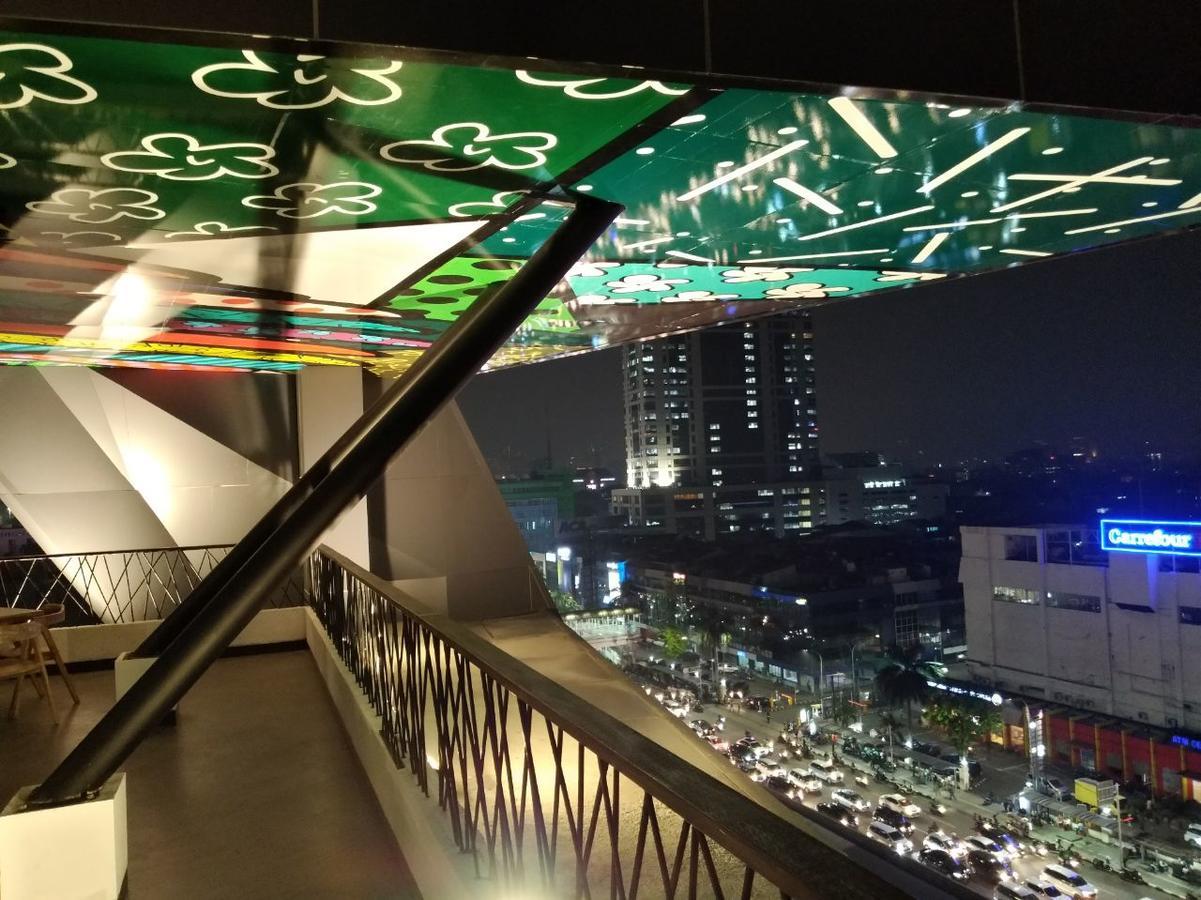 Hotel Maxone Platinum Hayam Wuruk Giacarta Esterno foto