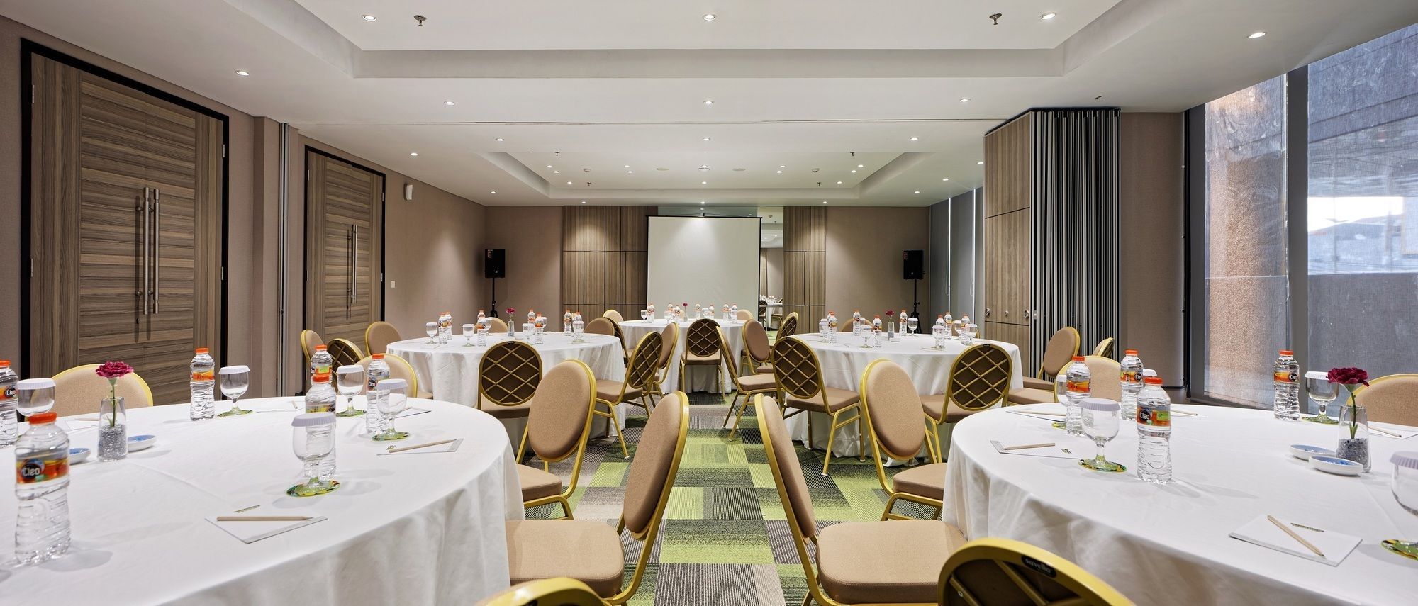 Hotel Maxone Platinum Hayam Wuruk Giacarta Esterno foto