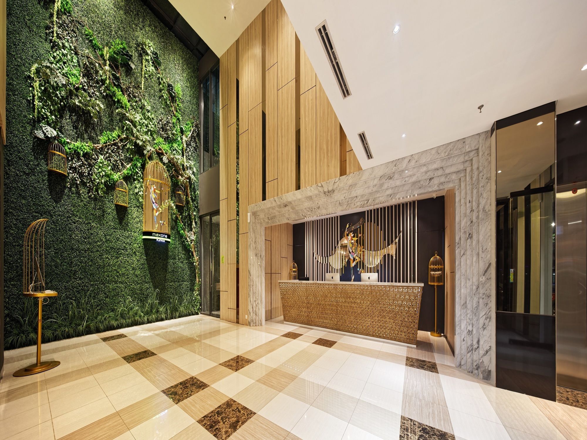 Hotel Maxone Platinum Hayam Wuruk Giacarta Esterno foto