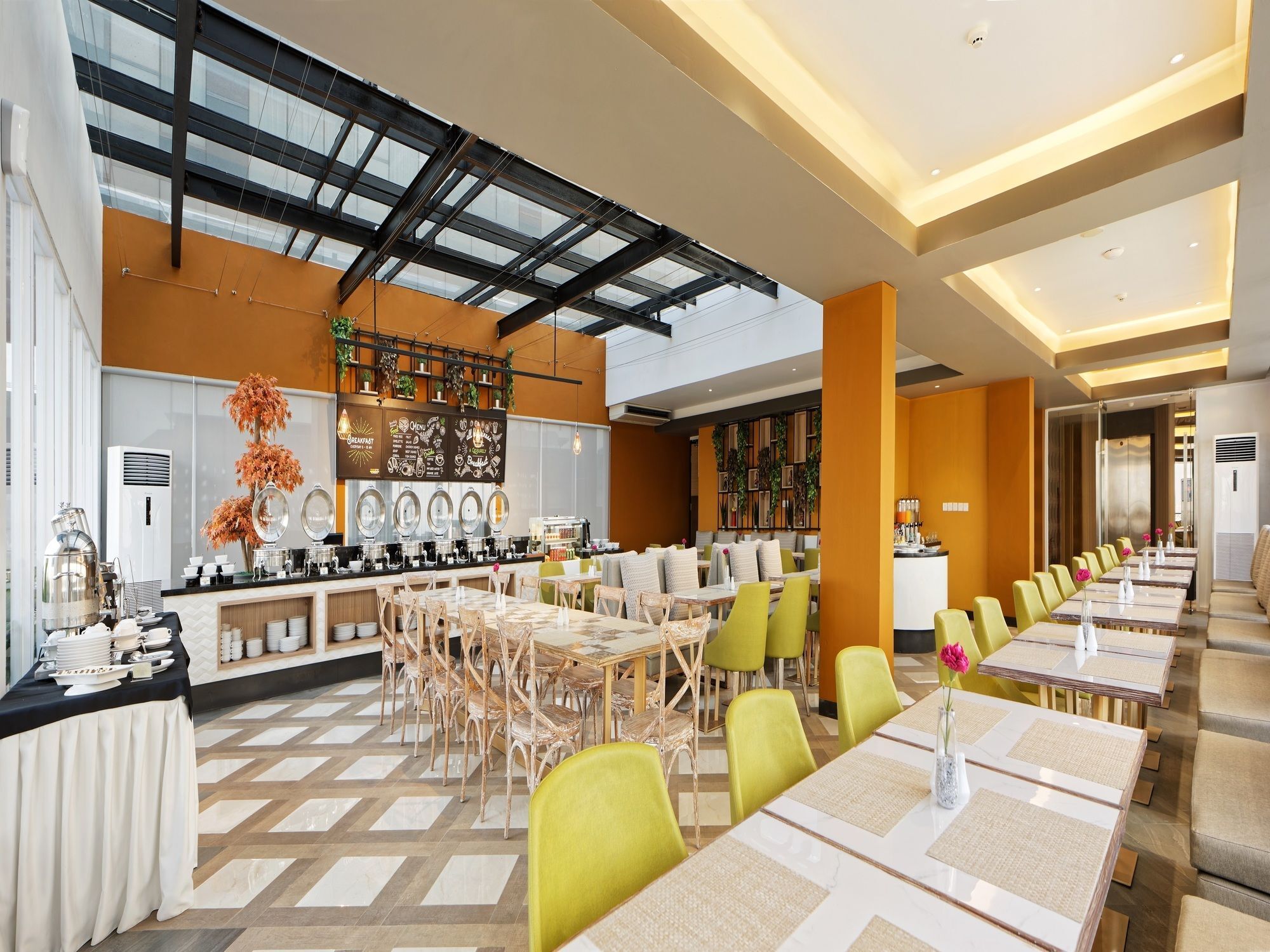 Hotel Maxone Platinum Hayam Wuruk Giacarta Esterno foto